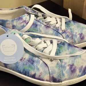 Easy Spirit Tie-Dye Sneakers - Blue and Purple